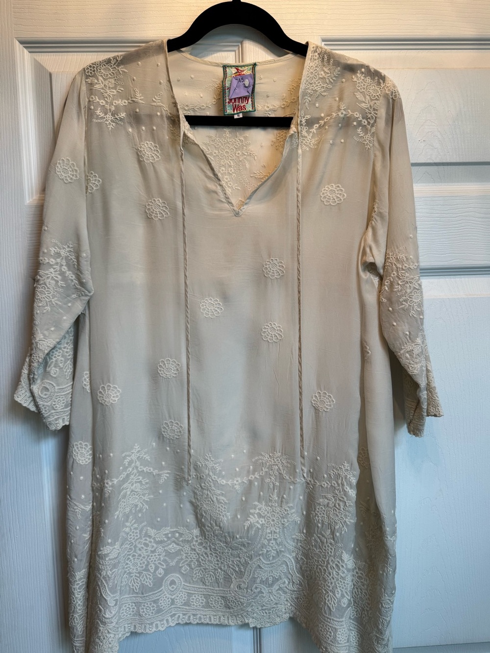 Johnny Was Ivory Embroidered V-Neck Tunic